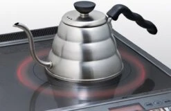 Hario V60 Buono Waterketel 1 Liter -Waterfilterkan Winkel 1200x778 1