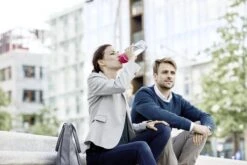 BRITA - Waterfilterfles VITAL - 0,6L - Roze - Inclusief 1 MicroDisc Waterfilter -Waterfilterkan Winkel 1200x801 22