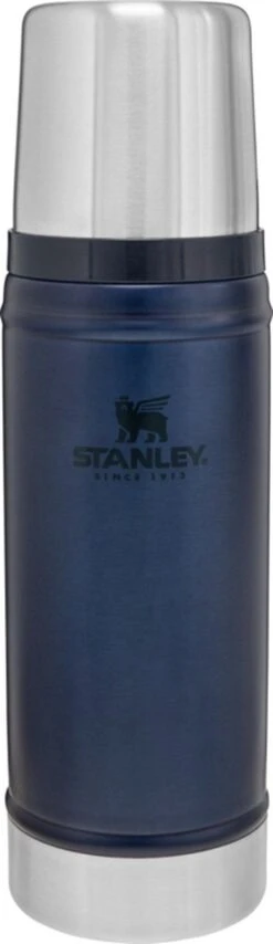 Stanley The Legendary Classic Bottle 0,47L - Thermosfles - Nightfall -Waterfilterkan Winkel 347x1200 1