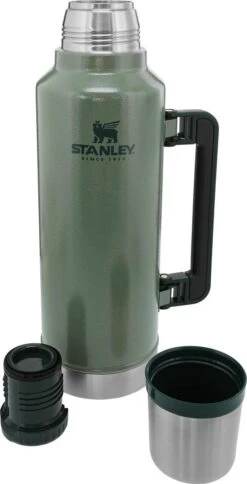 Stanley The Legendary Classic Bottle 1,90L - Thermosfles - Hammertone Green -Waterfilterkan Winkel 613x1200